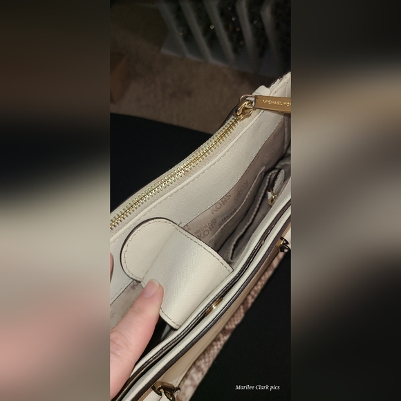 EUC Michael Kors tote bag - Picture 16 of 16